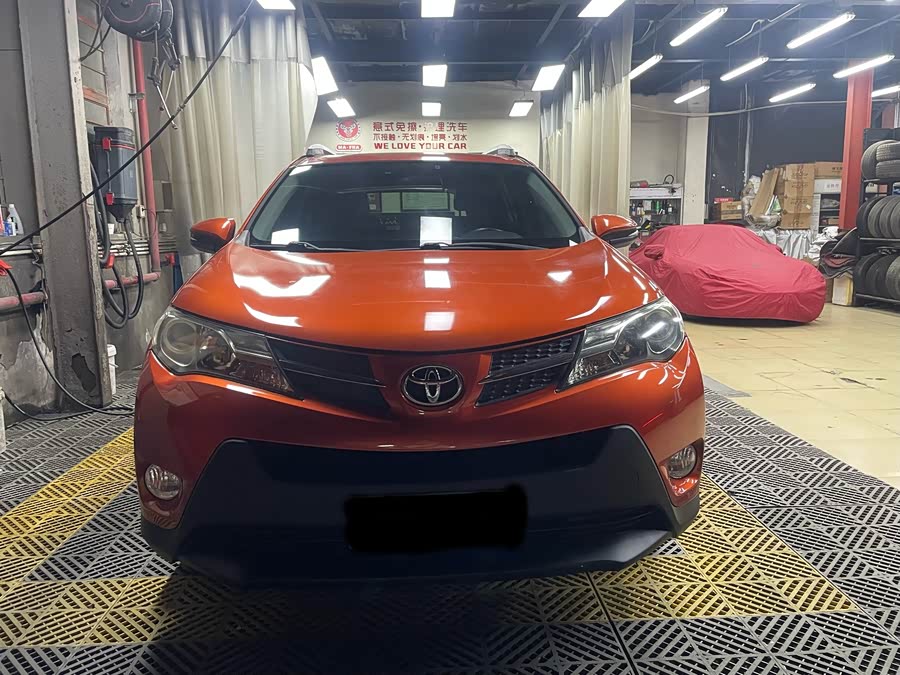 Toyota RAV4 2013 car image #3