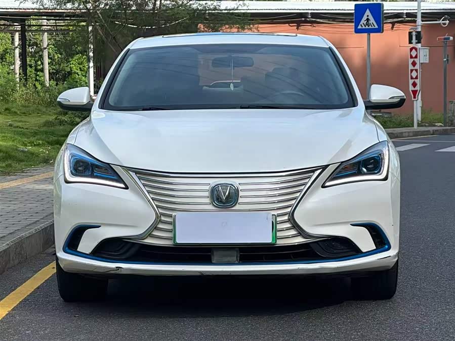Changan Eado EV 2019 car image #3