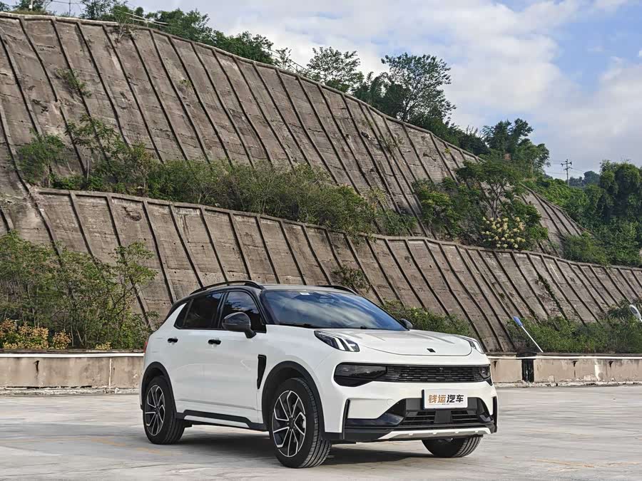 Lynk & Co 01 2022 image de voiture #3