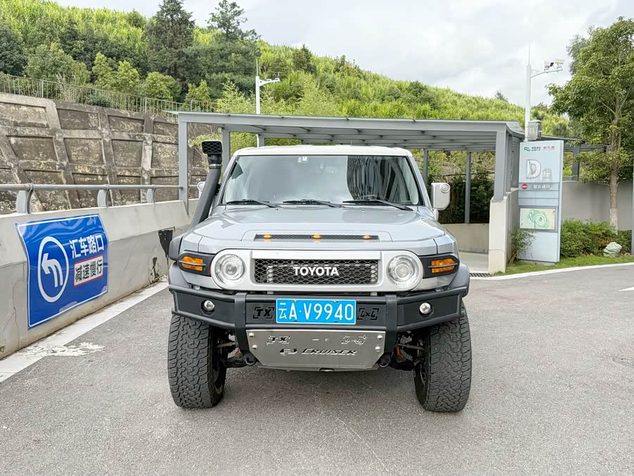 Toyota Reiz 2017 immagine di auto #3