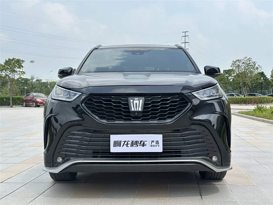 Toyota Crown Kluger 2023 immagine di auto #3