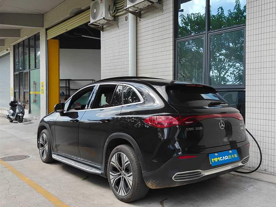 Mercedes-Benz EQE SUV 2024 car image #3