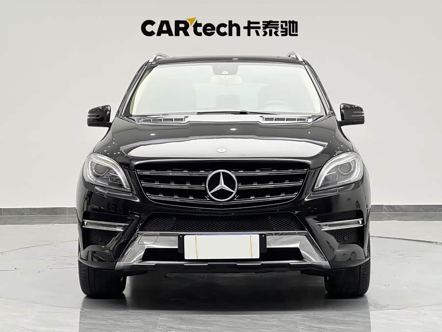 Mercedes-Benz M Class 2015 car image #3