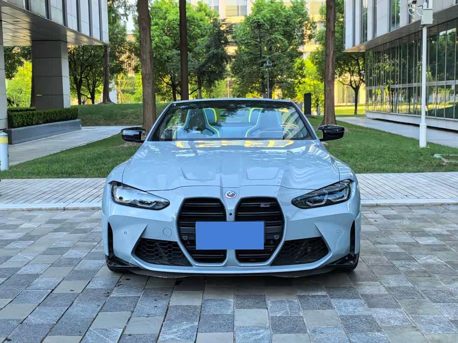 BMW M4 2022 car image #3