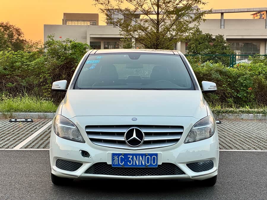 Mercedes-Benz B Class 2014 #3 Mercedes-Benz B Class 2014 car image #3