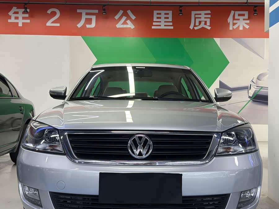 Volkswagen Passat Lingyu 2010 car image #3