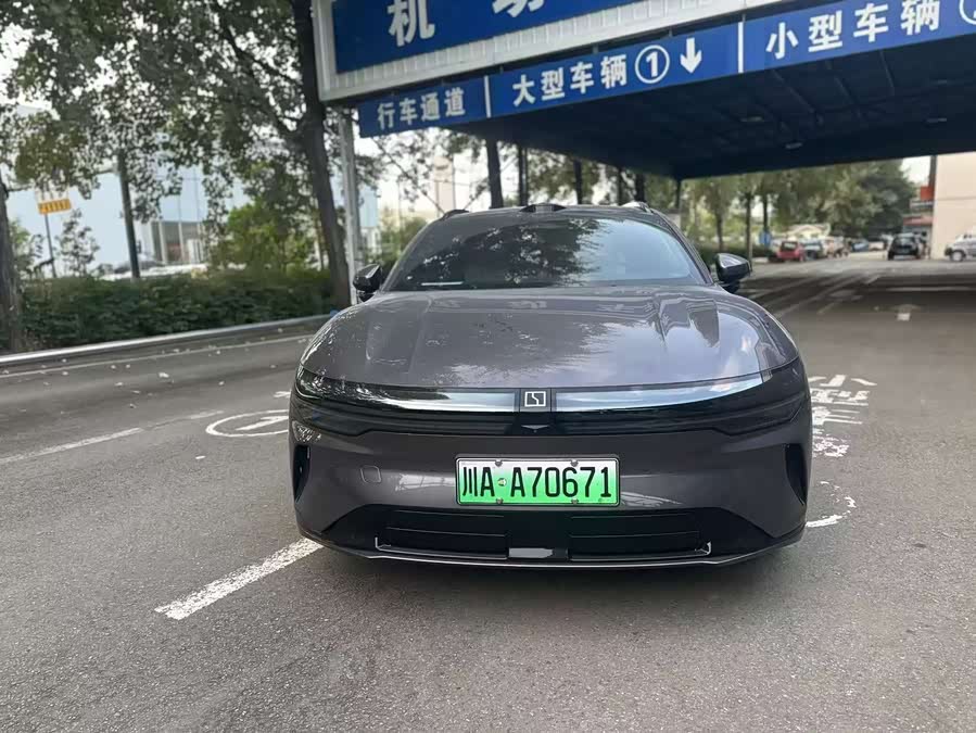 极氪 极氪007GT 2025 汽车图片 #3