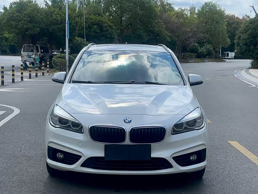 BMW 2 Series Tourer (Imported) 2015 immagine di auto #3