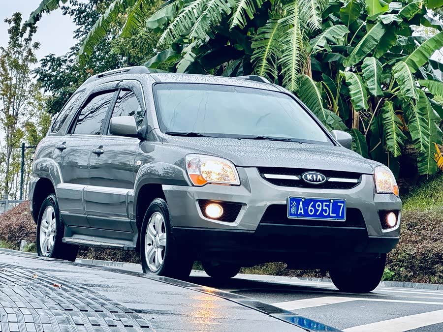 起亚 狮跑 2010 汽车图片 #3