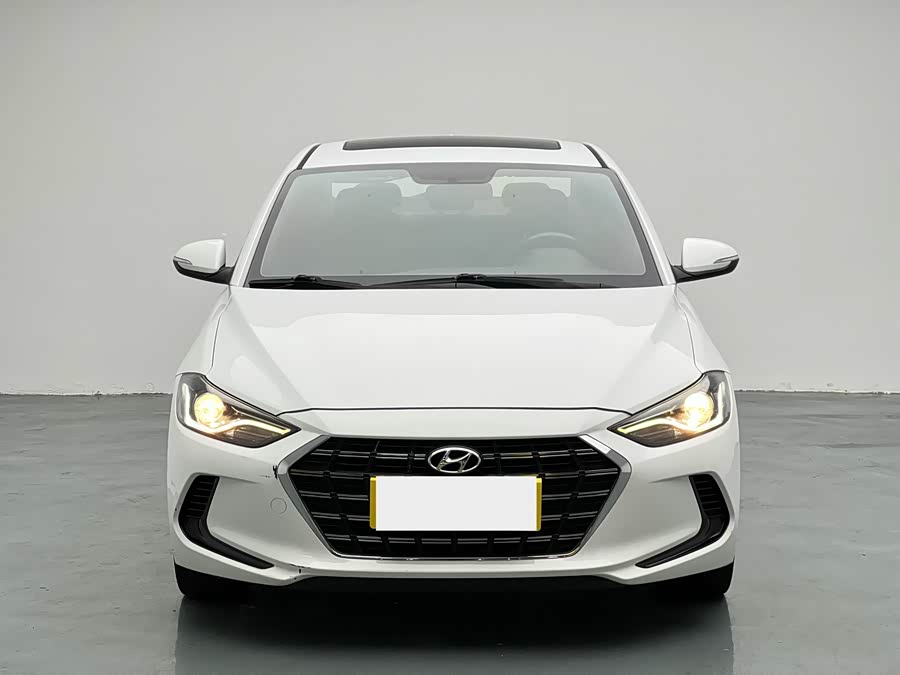 Hyundai C3R 2020 car image #3