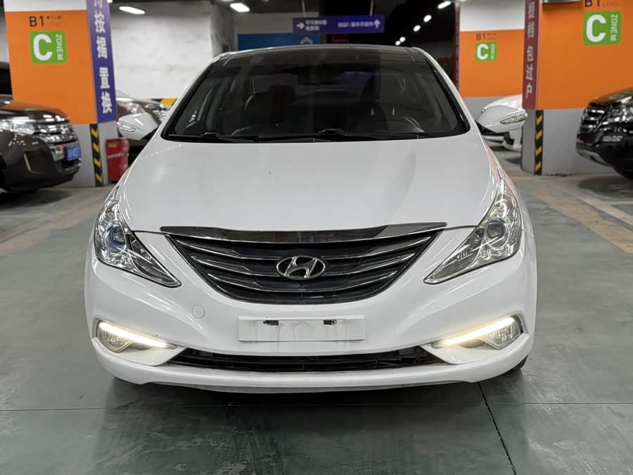 Hyundai Sonata 2013 car image #3