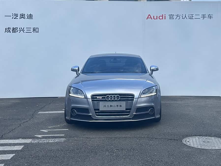 Audi TTS 2011 car image #3