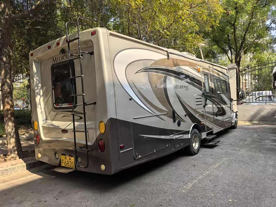 Ford 2016 car image #3