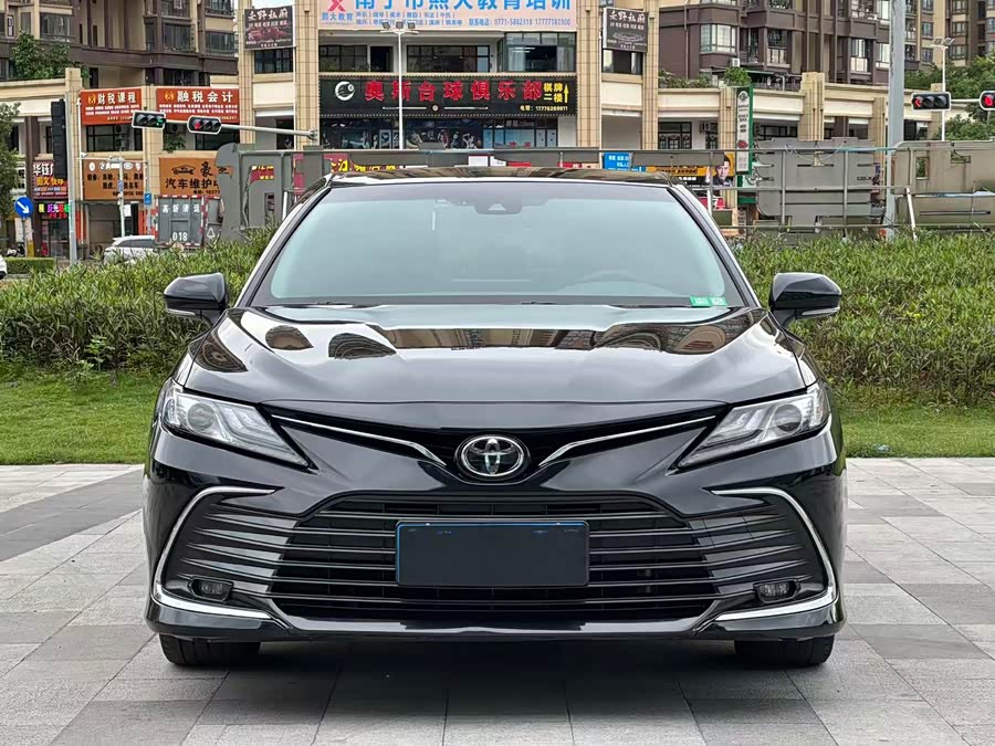 Toyota Camry 2023 #3 Toyota Camry 2023 car image #3