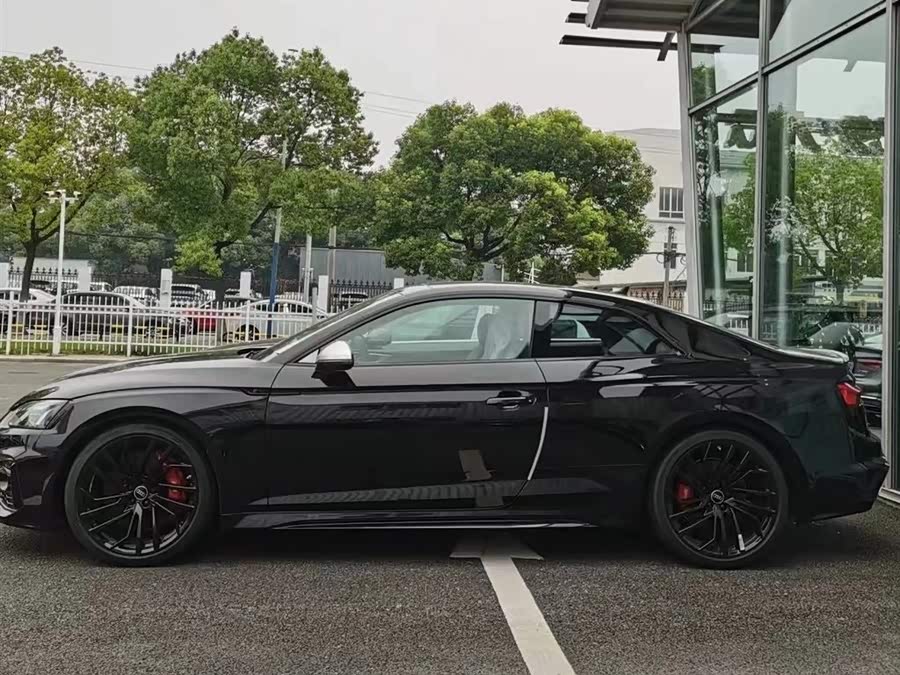 Audi RS 5 2023 car image #3