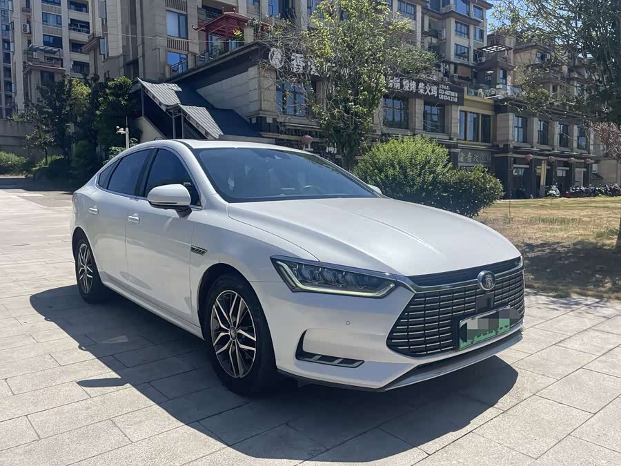 BYD Qin Pro New Energy 2019 car image #3