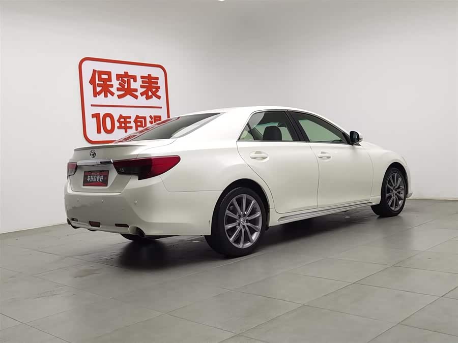 Toyota Reiz 2014 صورة سيارة #3