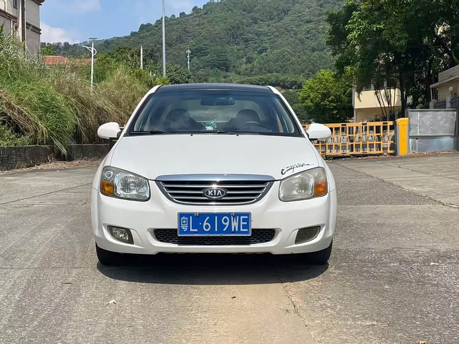 Kia Cerato 2010 imagen de coche #3