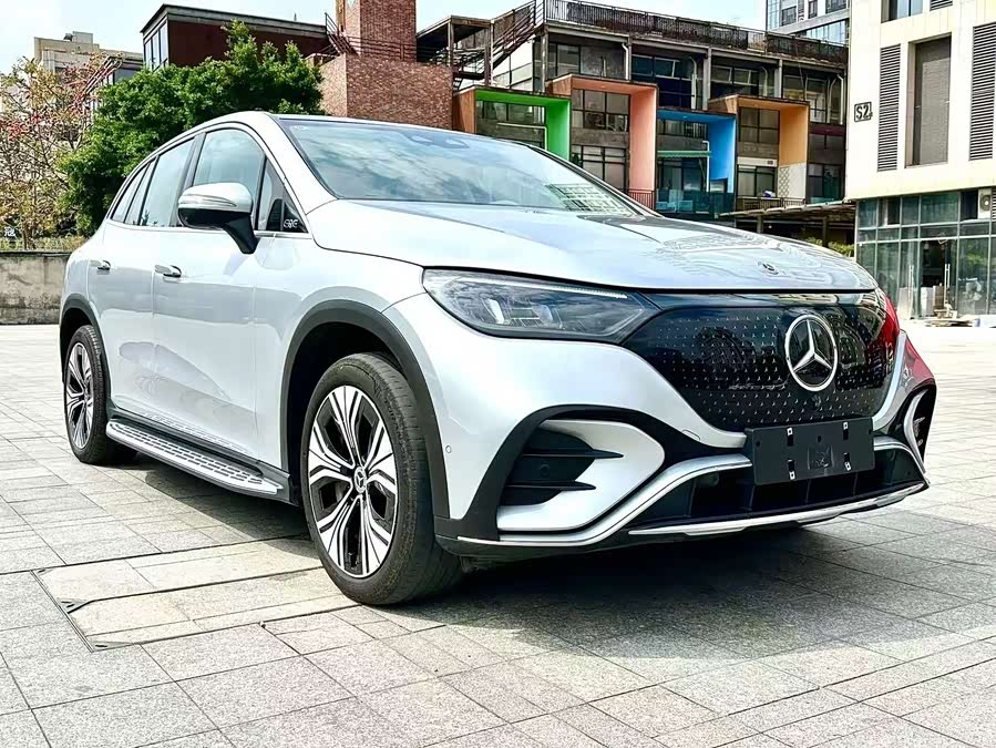 Mercedes-Benz EQE SUV 2023 car image #3