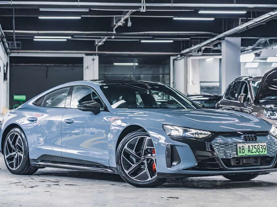 Audi RS e-tron GT 2023 car image #3