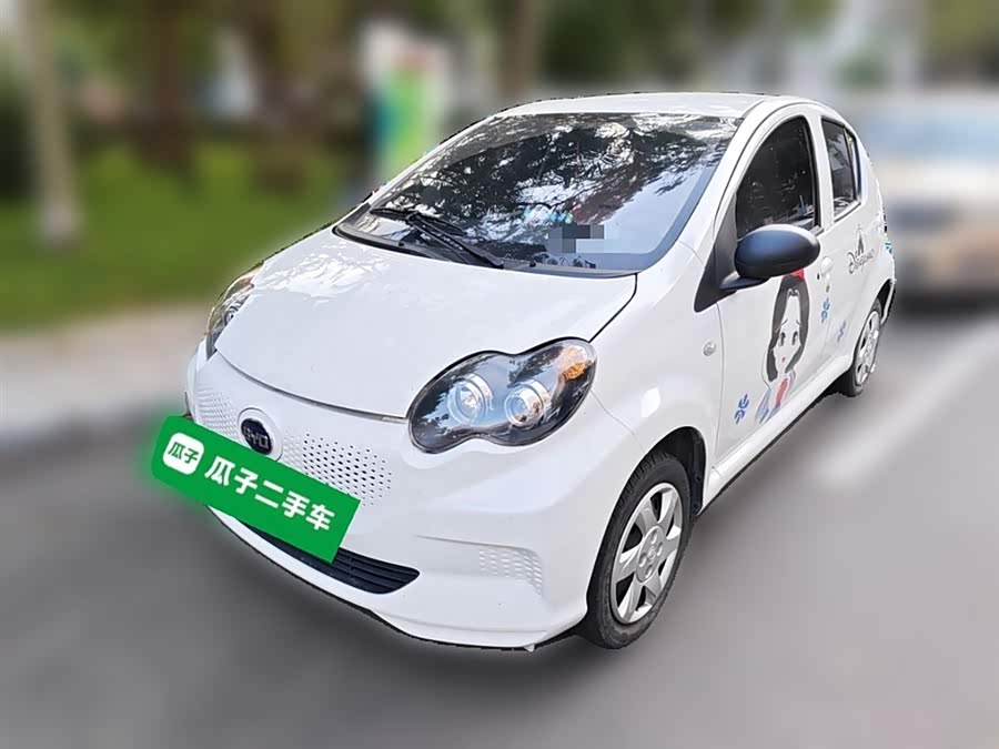 BYD e1 2020 car image #3