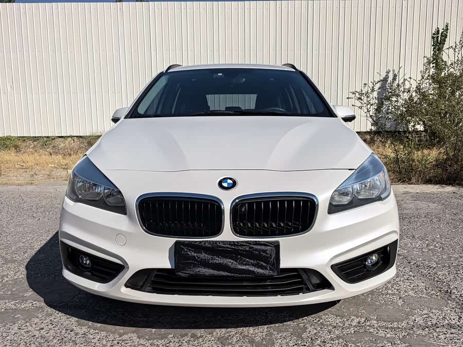 BMW 2 Series Gran Tourer 2017 car image #3