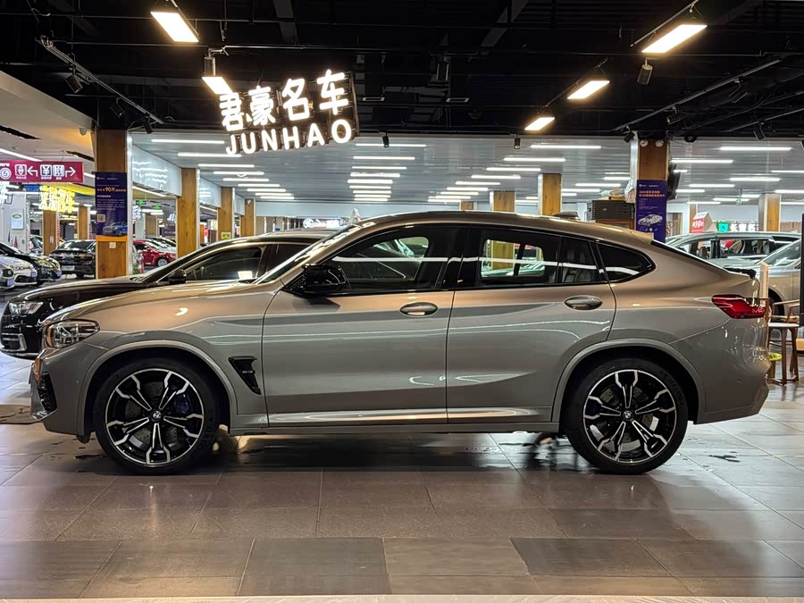 BMW X4 M 2019 #3 BMW X4 M 2019 car image #3