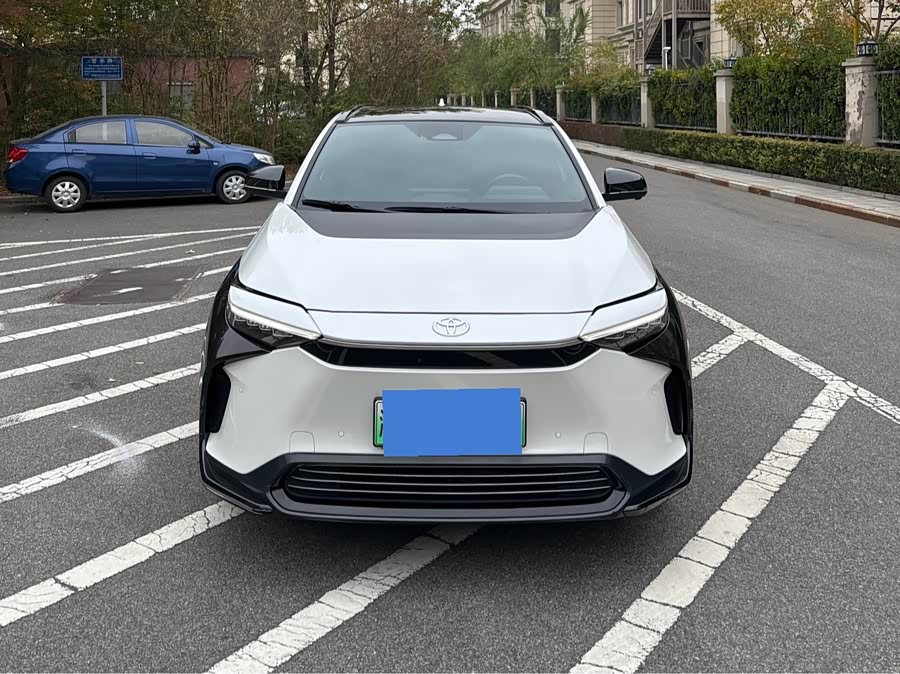 丰田 一汽丰田bZ4X 2023 汽车图片 #3