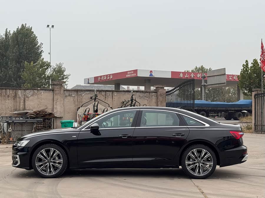 Audi A6L 2025 car image #3