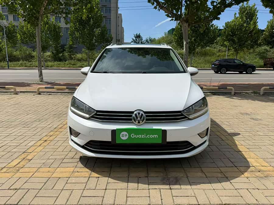 Volkswagen Golf Sportsvan 2017 car image #3