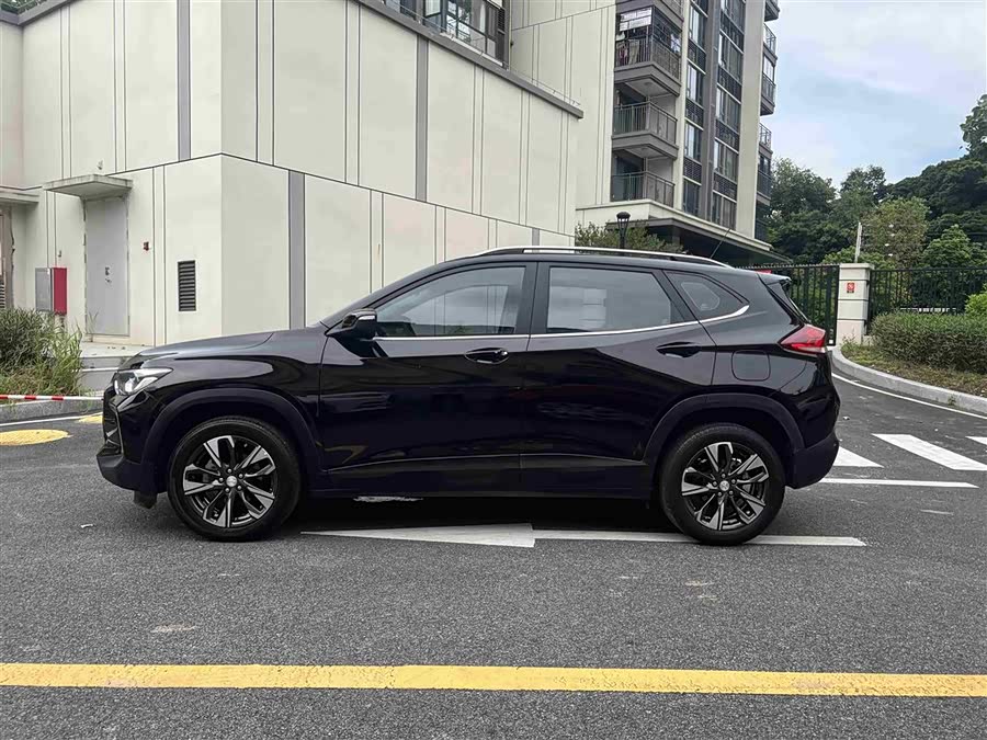 Chevrolet Tracker 2020 car image #3