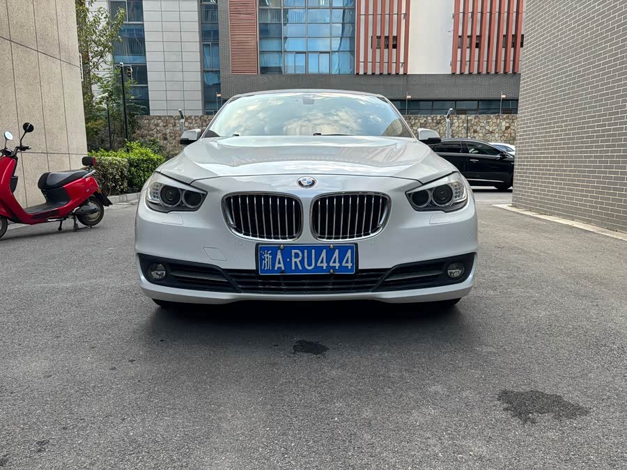 BMW 5 Series GT 2015 imagen de coche #3