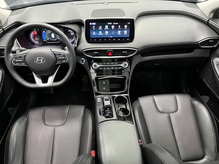 Hyundai Santa Fe 2022 #3 Hyundai Santa Fe 2022 car image #3