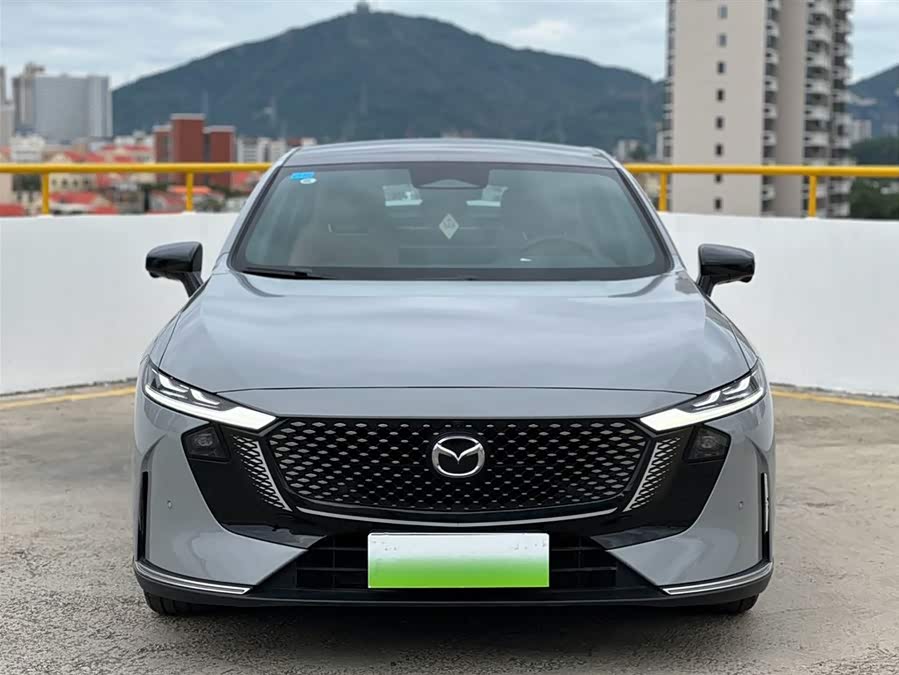 Mazda EZ-6 2024 صورة سيارة #3