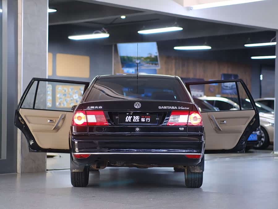 Volkswagen Santana Vista 2011 car image #3