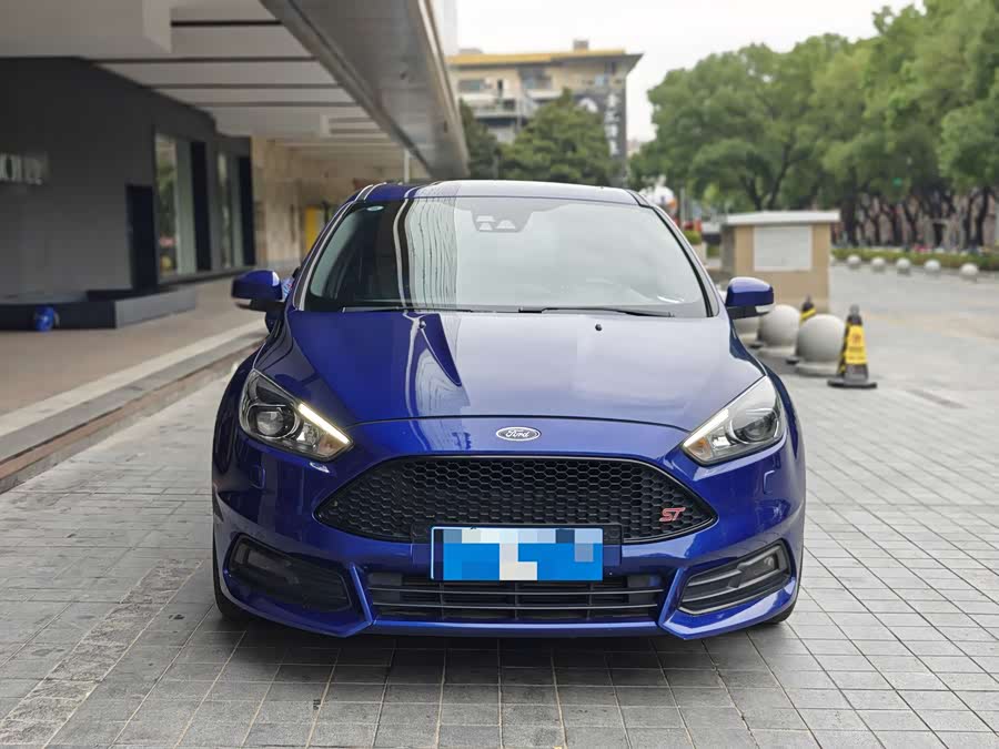 Ford Focus (Imported) 2017 imagem de carro #3