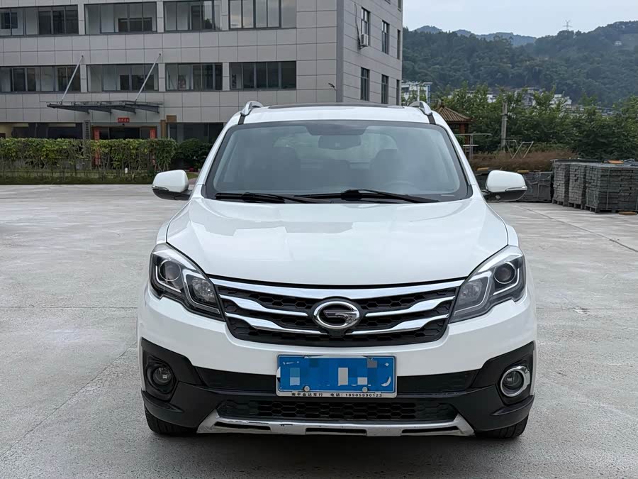 GAC Trumpchi GS5 Super 2015 #3 GAC Trumpchi GS5 Super 2015 car image #3