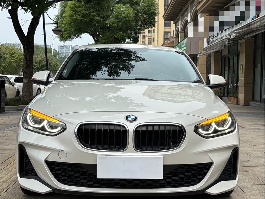 BMW 1 Series 2021 car image #3