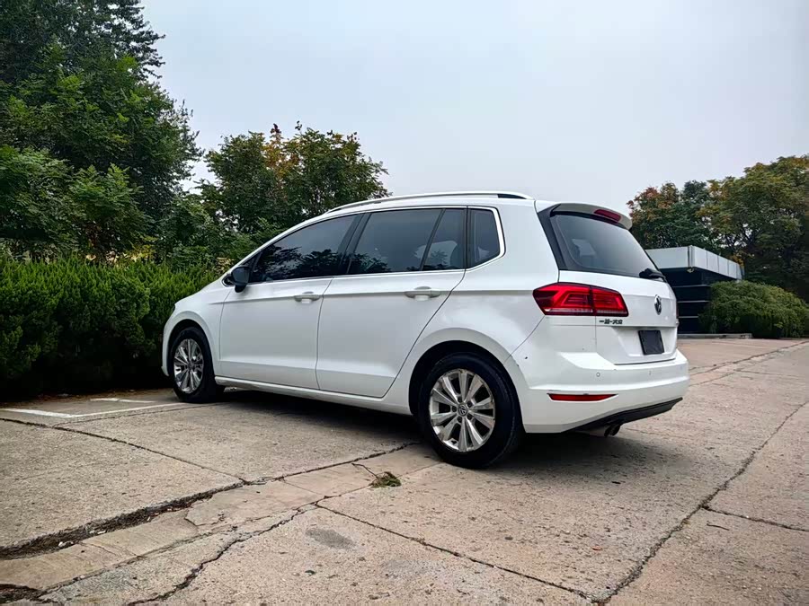 Volkswagen Golf Sportsvan 2018 image de voiture #3