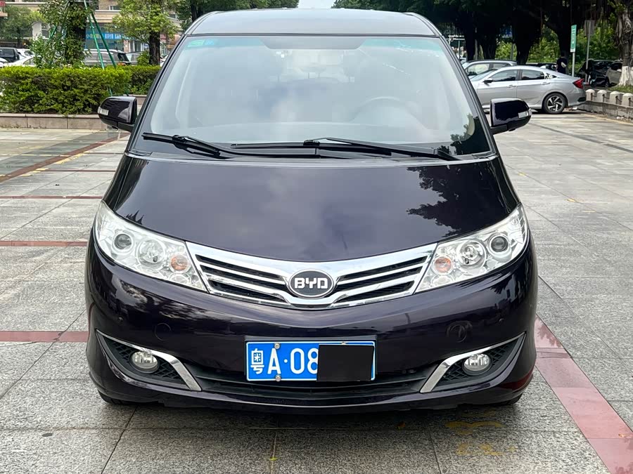BYD M6 2015 car image #3