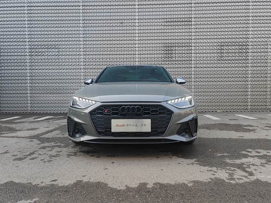 Audi S4 2023 صورة سيارة #3