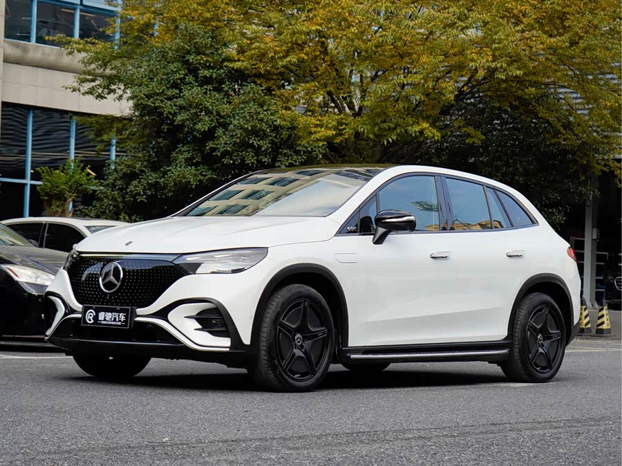 Mercedes-Benz EQE SUV 2025 immagine di auto #3