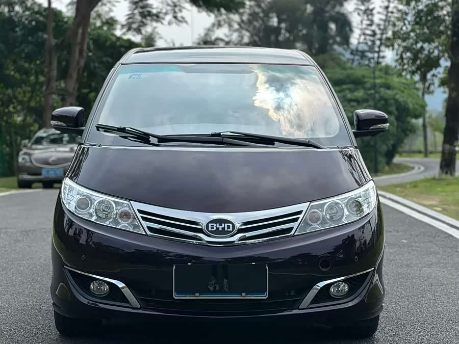 BYD M6 2016 car image #3
