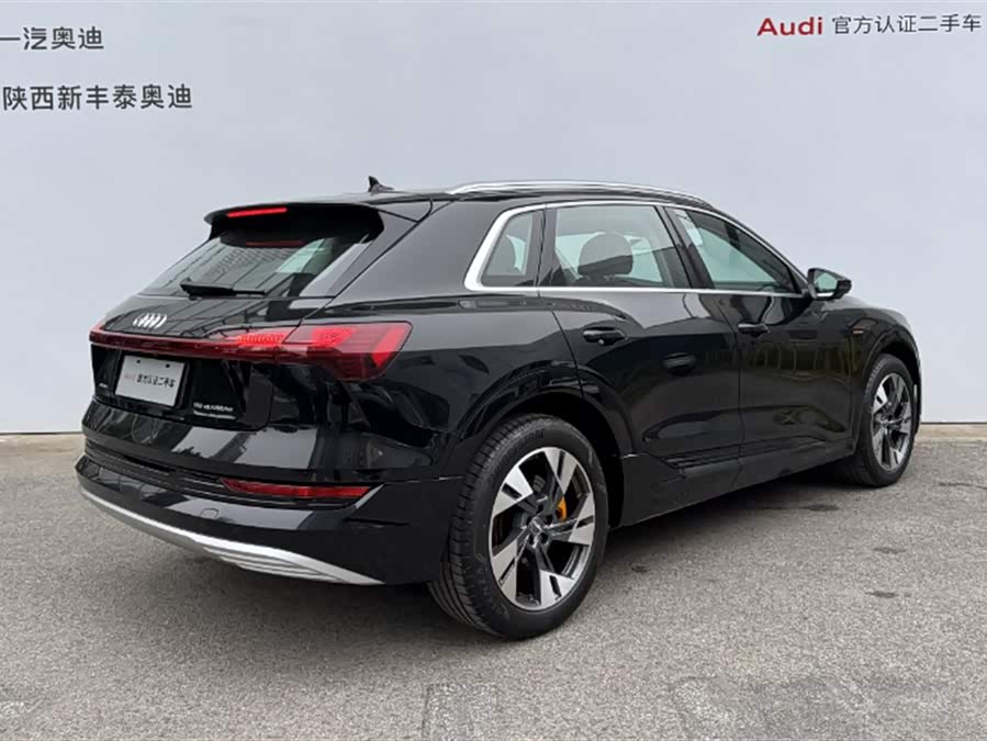 Mercedes-Benz SLK AMG 2022 car image #3