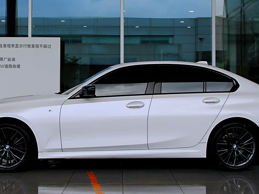 BMW 1 Series 2021 #3 BMW 1 Series 2021 car image #3