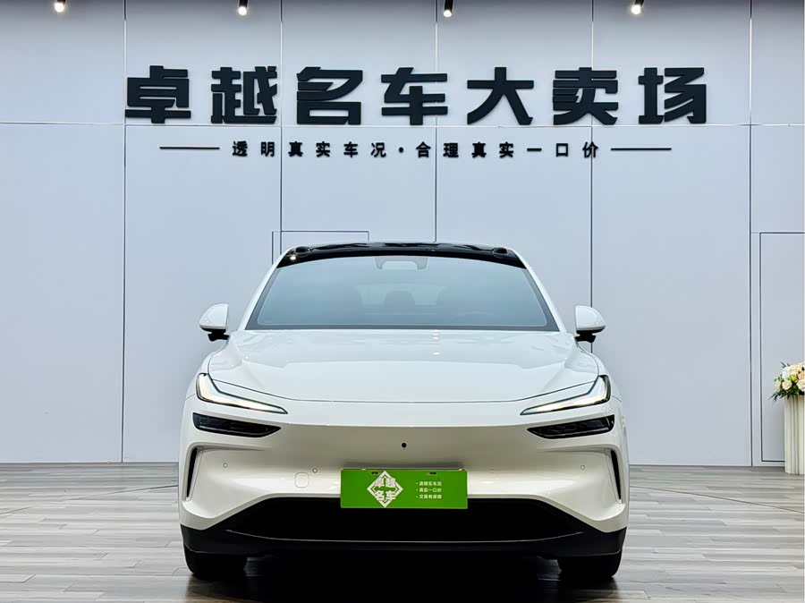 2024 car image #3