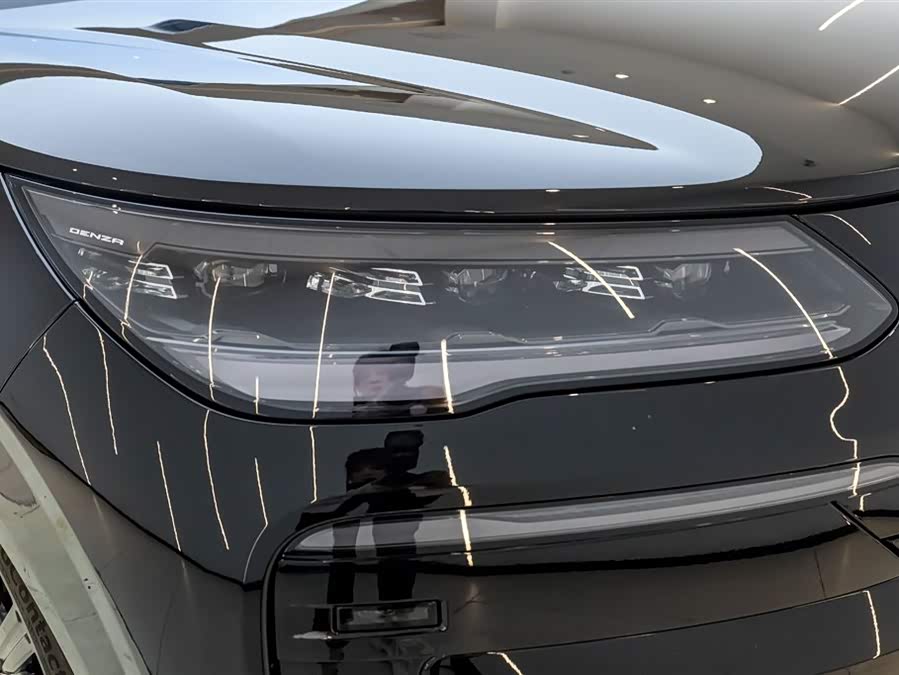 Denza N9 2025 car image #3