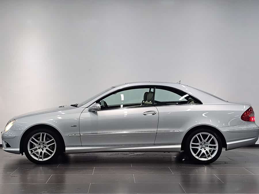 Mercedes-Benz CLK Class 2008 #3 Mercedes-Benz CLK Class 2008 immagine di auto #3