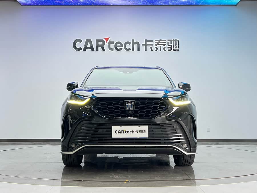 Toyota Crown Kluger 2021 car image #3
