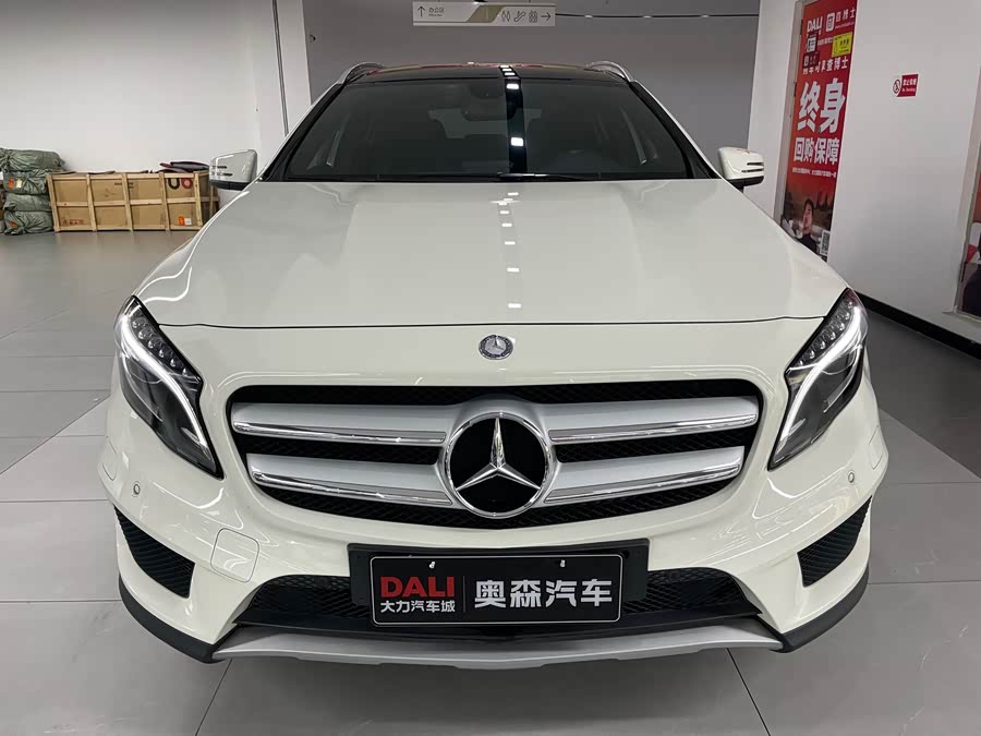 Mercedes-Benz GLA Class (Imported) 2015 #3 Mercedes-Benz GLA Class (Imported) 2015 car image #3